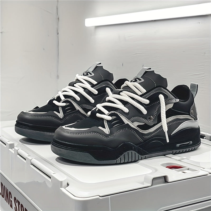 Men's Casual Sneakers | Lightweight Design for Everyday Wear