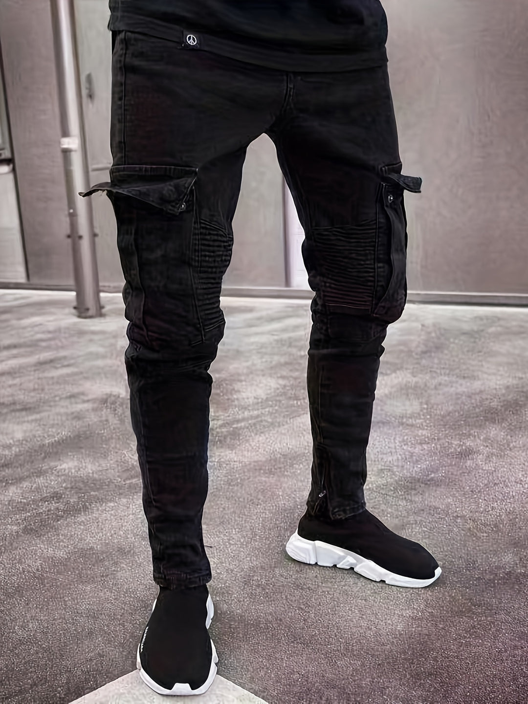Men's Slim Fit Stretch Cargo Jeans | Comfortable & Adventure-Ready