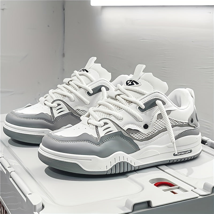 Men's Casual Sneakers | Lightweight Design for Everyday Wear