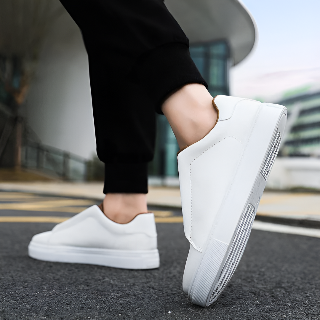 Men's Lightweight Sneakers | Stylish, Comfortable, and Non-Slip