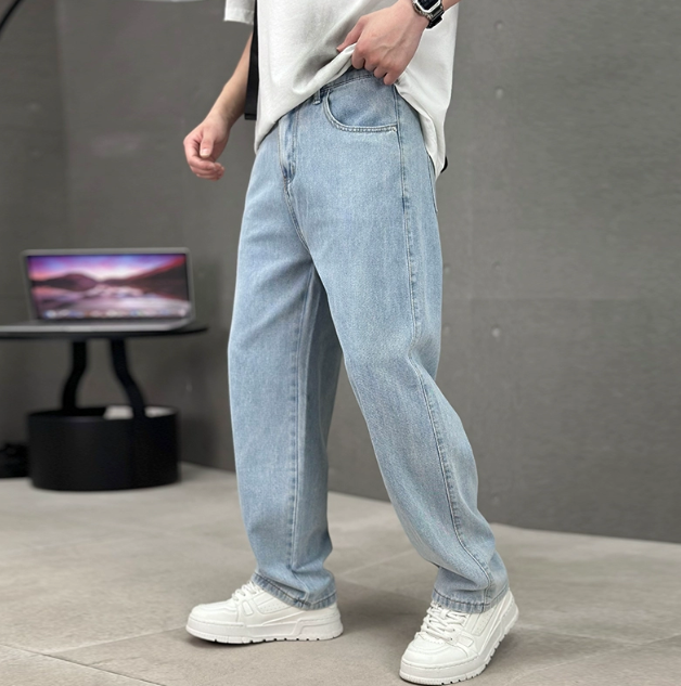 Classic Cut Straight Jeans for Men